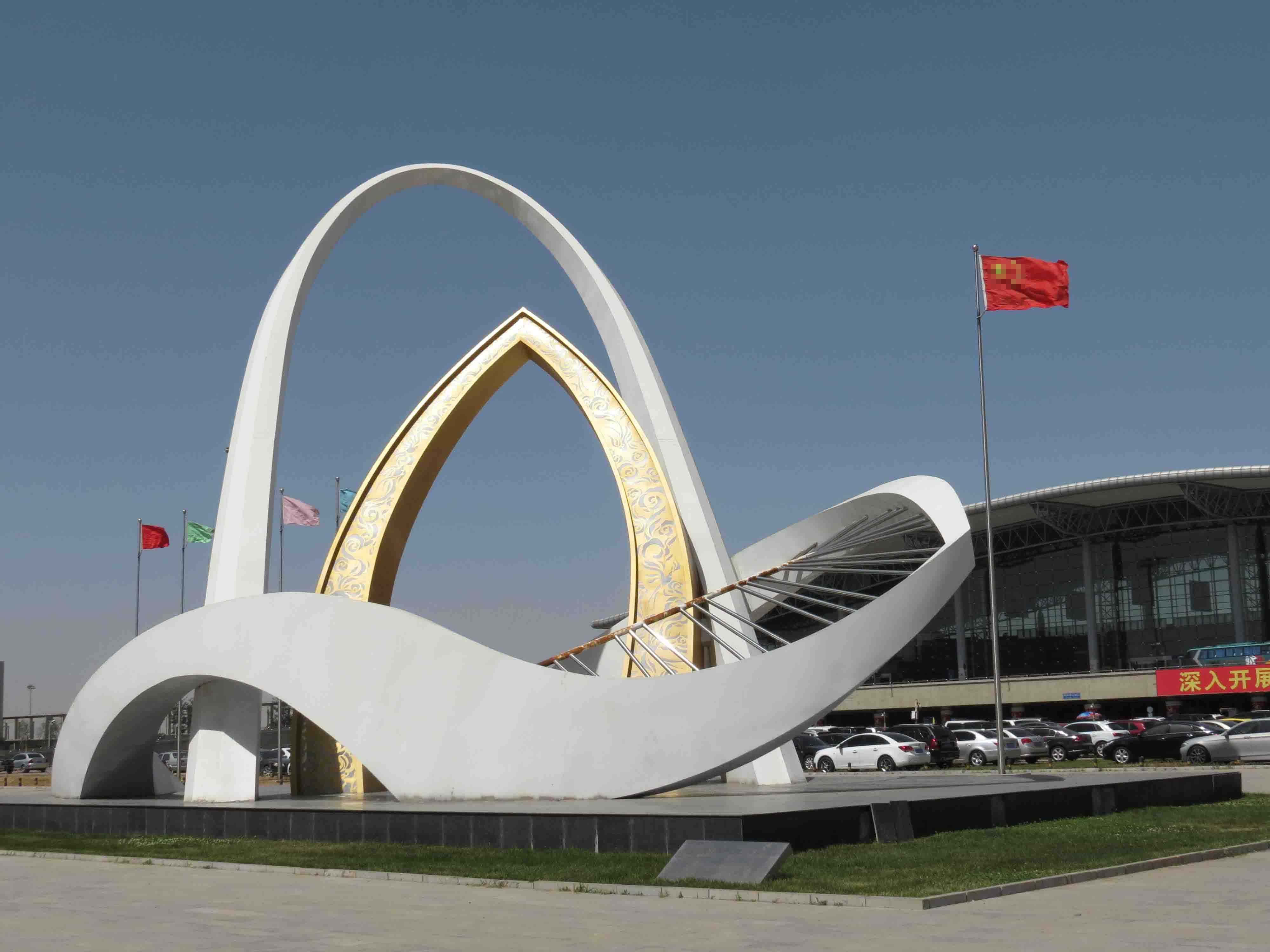 機(jī)場(chǎng)景觀雕塑，機(jī)場(chǎng)不銹鋼標(biāo)志，廣場(chǎng)大型標(biāo)志