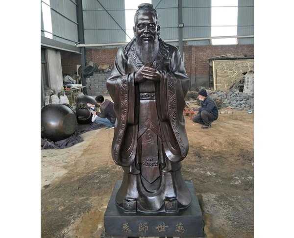 玻璃鋼人物雕塑有什么特點(diǎn)呢？